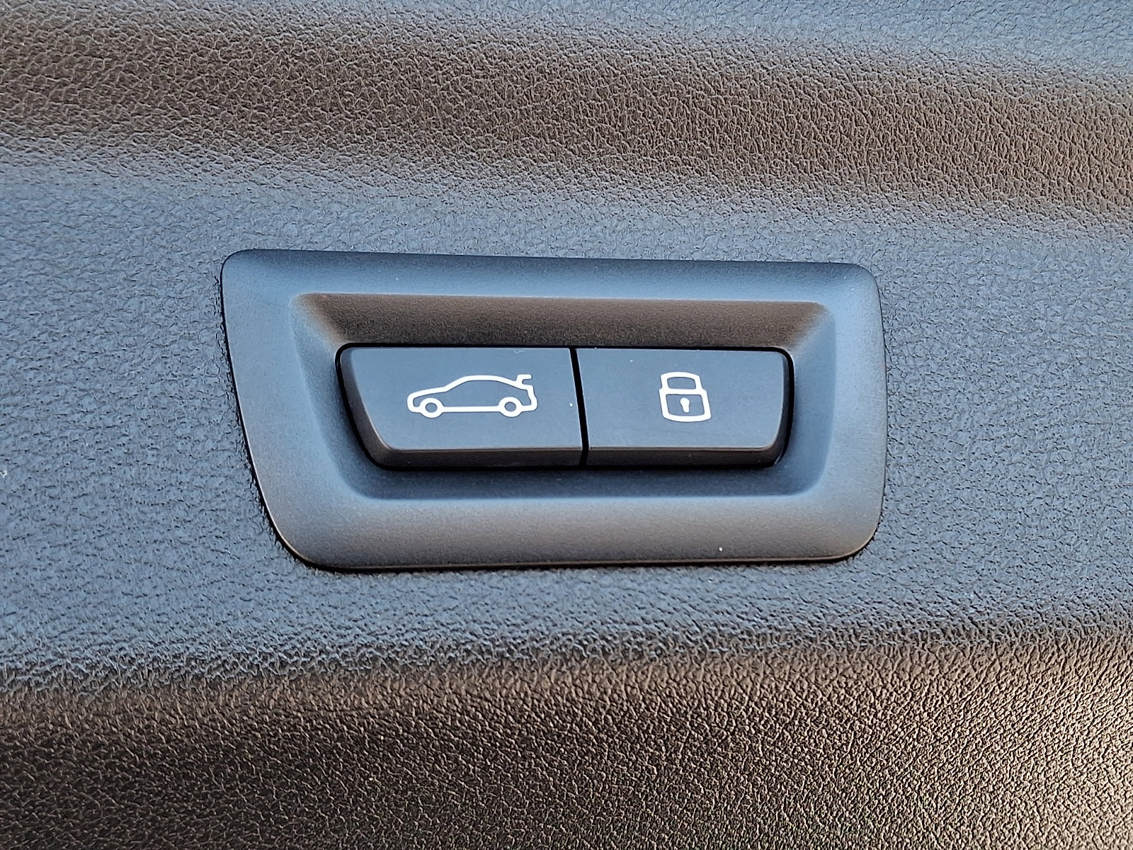 Used 2024 BMW X1 xDrive28i w/ Premium Package AWD/4WD image 30