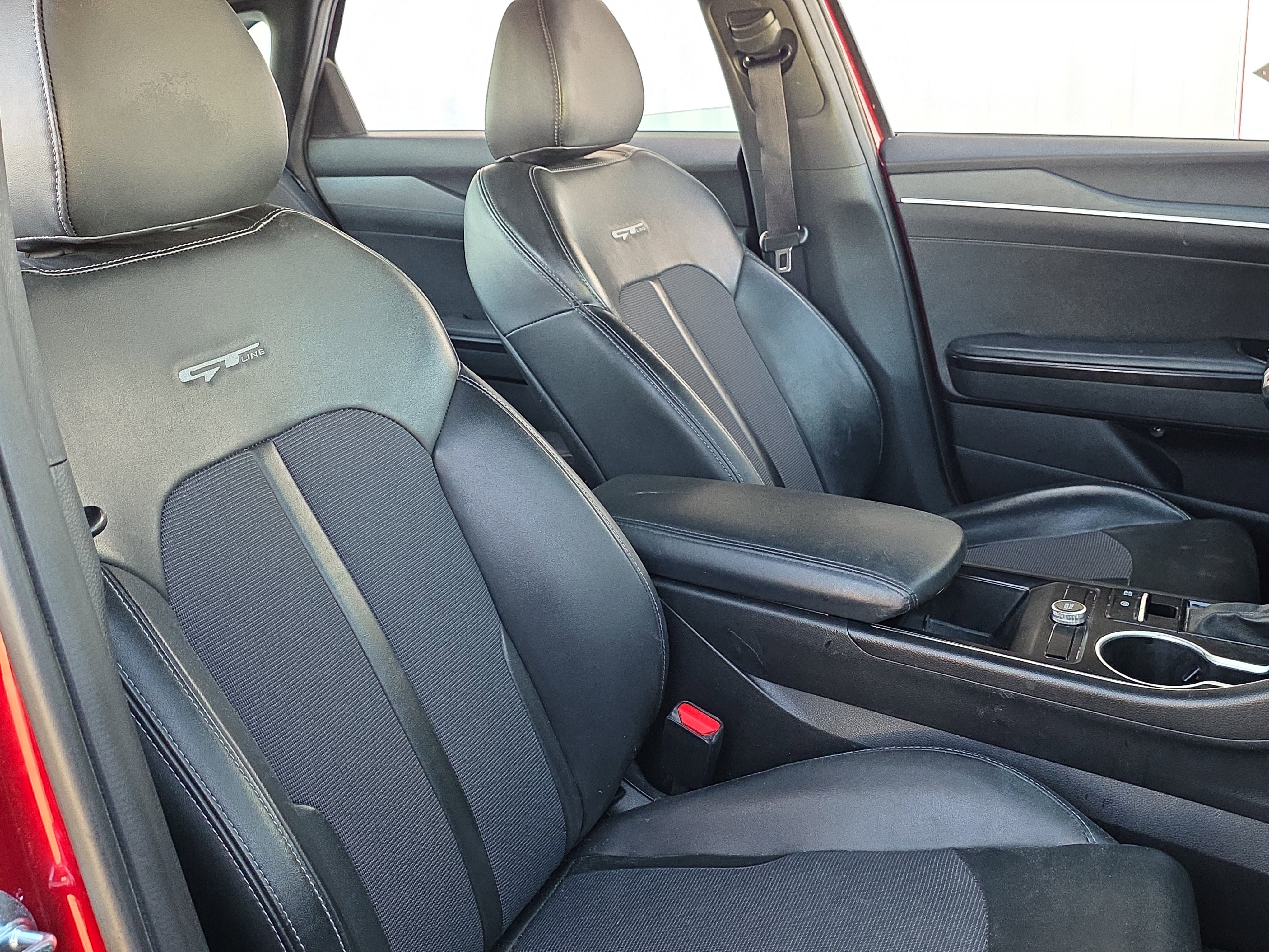 Used 2021 Kia K5 GT-Line image 32