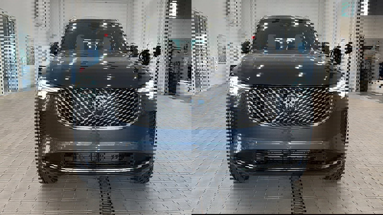 New 2026 Volvo XC90 B6 Plus w/ Protection Package Premier image 10