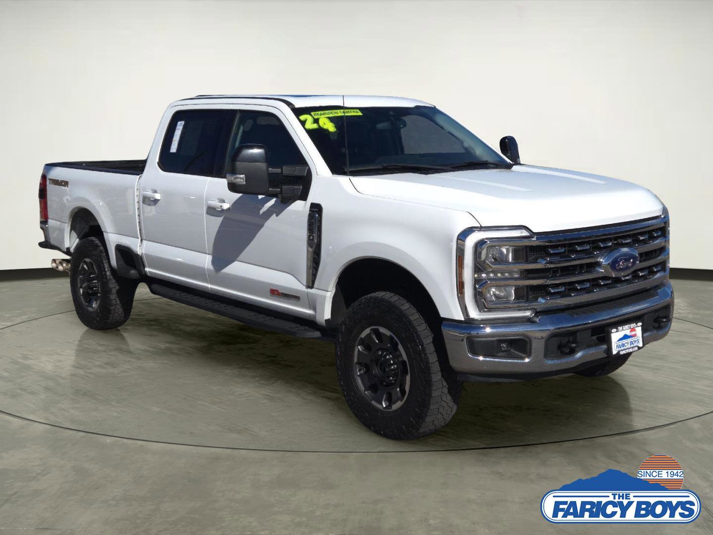 Used 2024 Ford F250 Lariat w/ Tremor Off-Road Package image 3