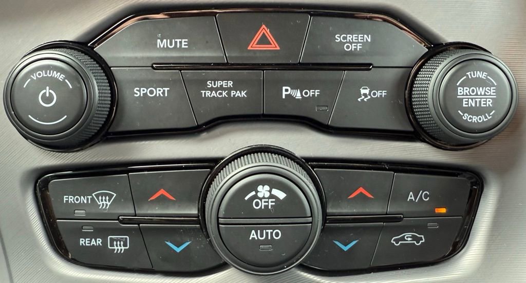 Used 2023 Dodge Challenger R/T w/ Blacktop Package image 28