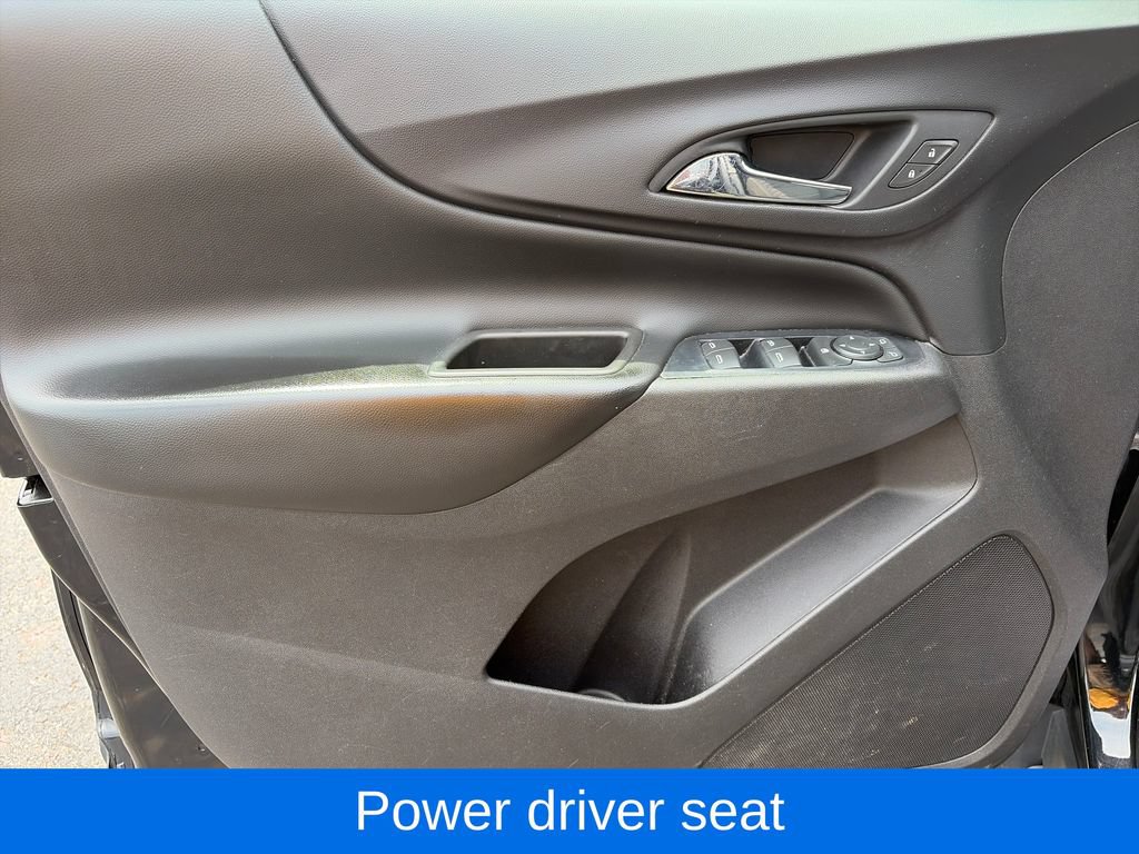 Used 2018 Chevrolet Equinox LT FWD image 17