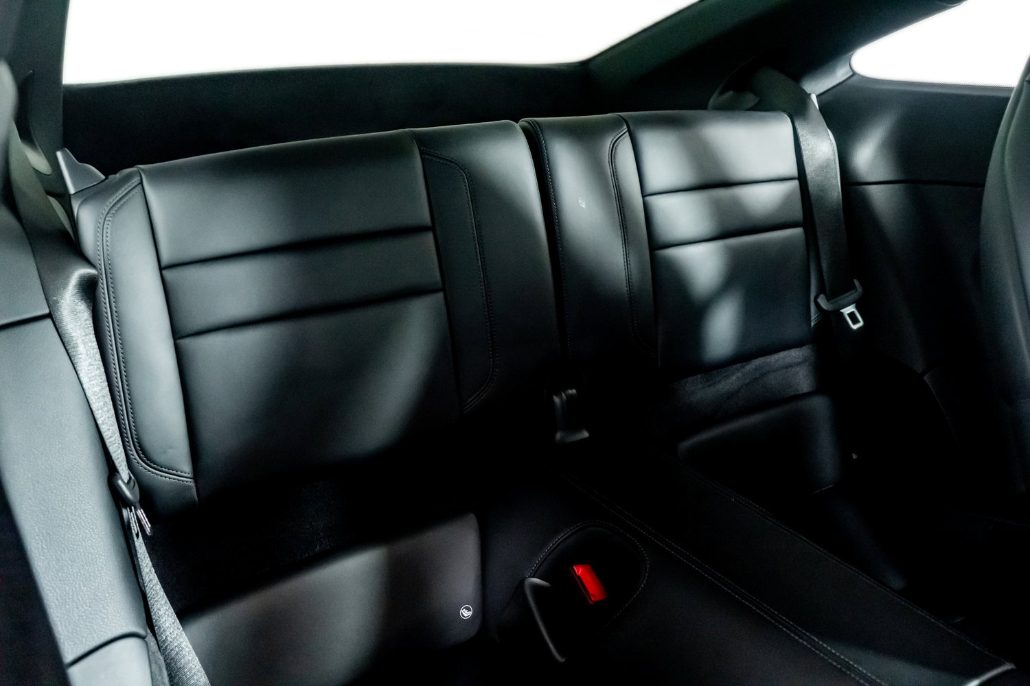 Used 2020 Porsche 911 Carrera 4S w/ Sport Package image 31