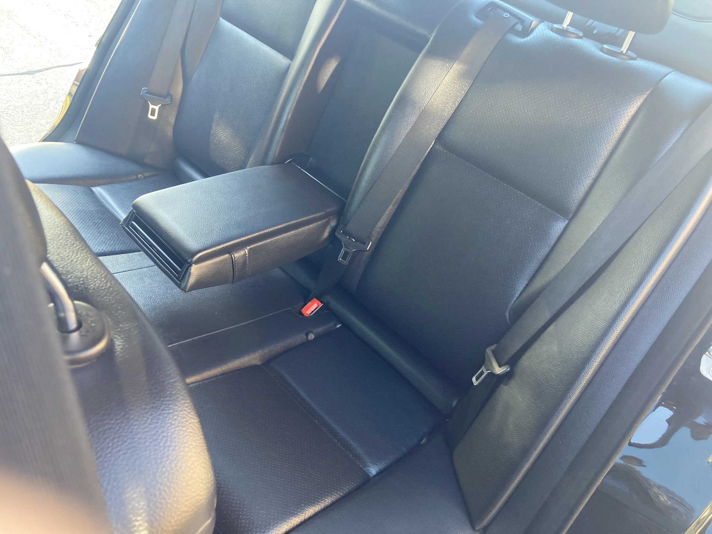 Used 2014 Mercedes-Benz C 250 Sedan w/ Premium 1 Package image 37