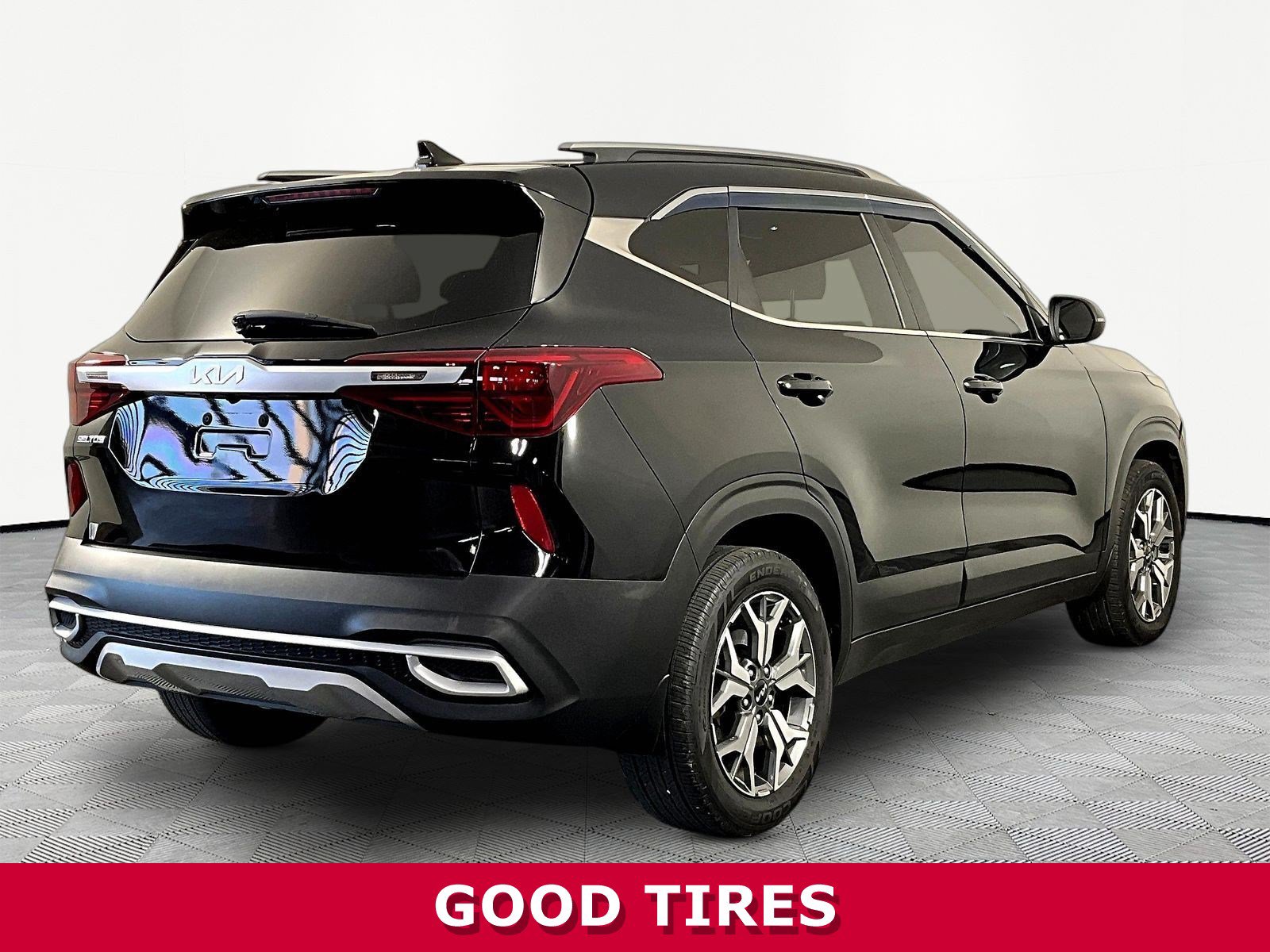Used 2022 Kia Seltos EX AWD/4WD image 6