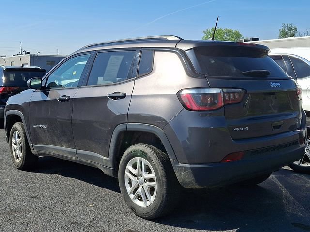 Used 2018 Jeep Compass Sport w/ Tech Group AWD/4WD image 4