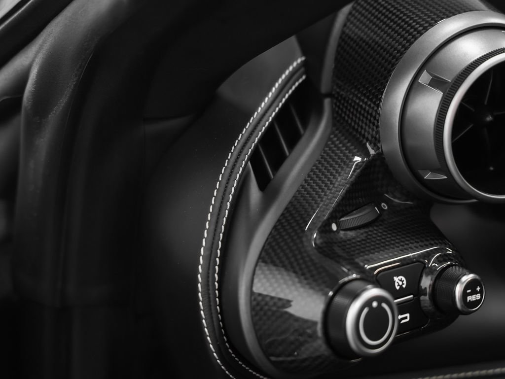 Certified 2021 Ferrari F8 Tributo RWD image 47