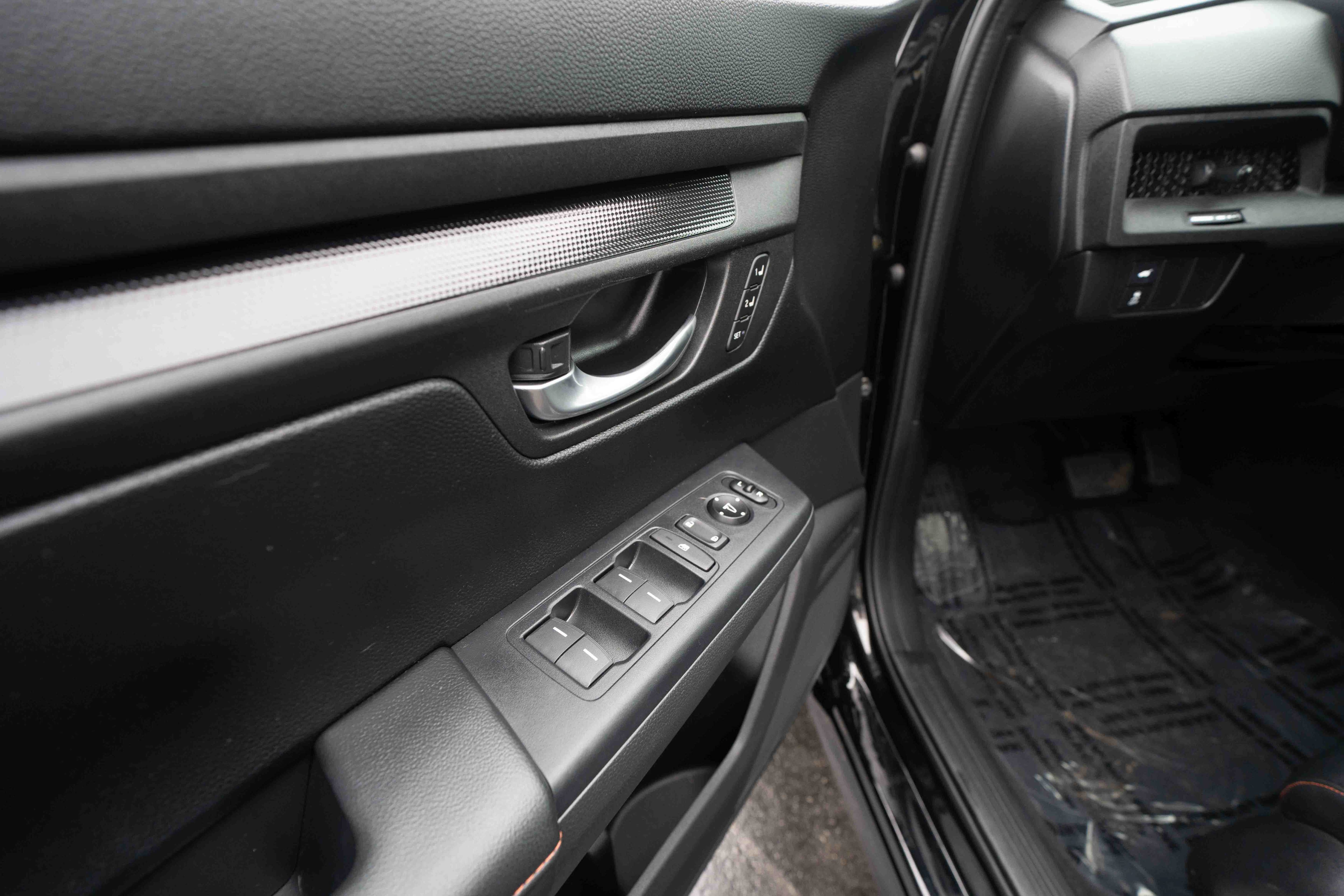 Used 2024 Honda CR-V Sport-L image 7