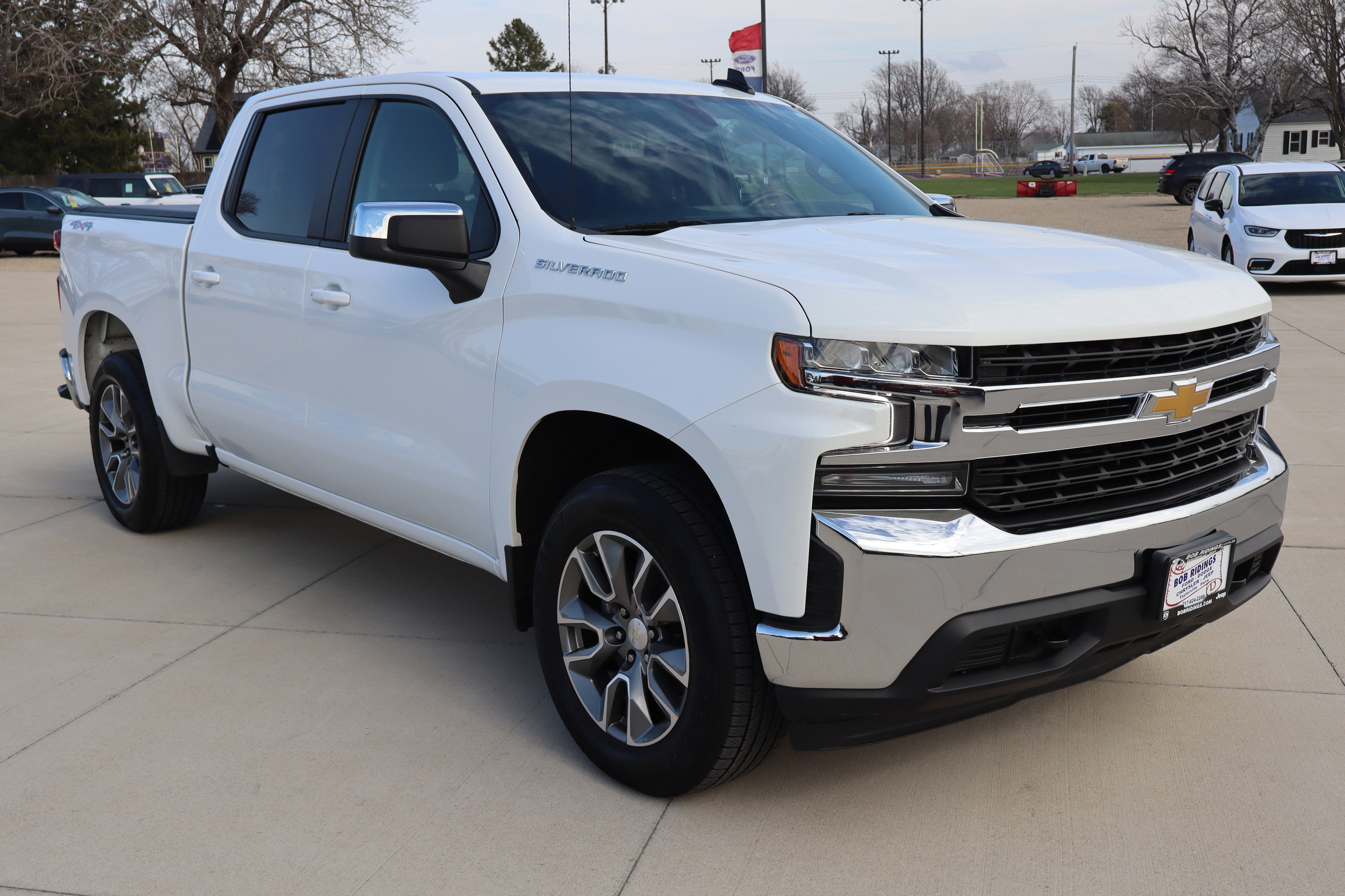 Used 2022 Chevrolet Silverado 1500 LT image 4