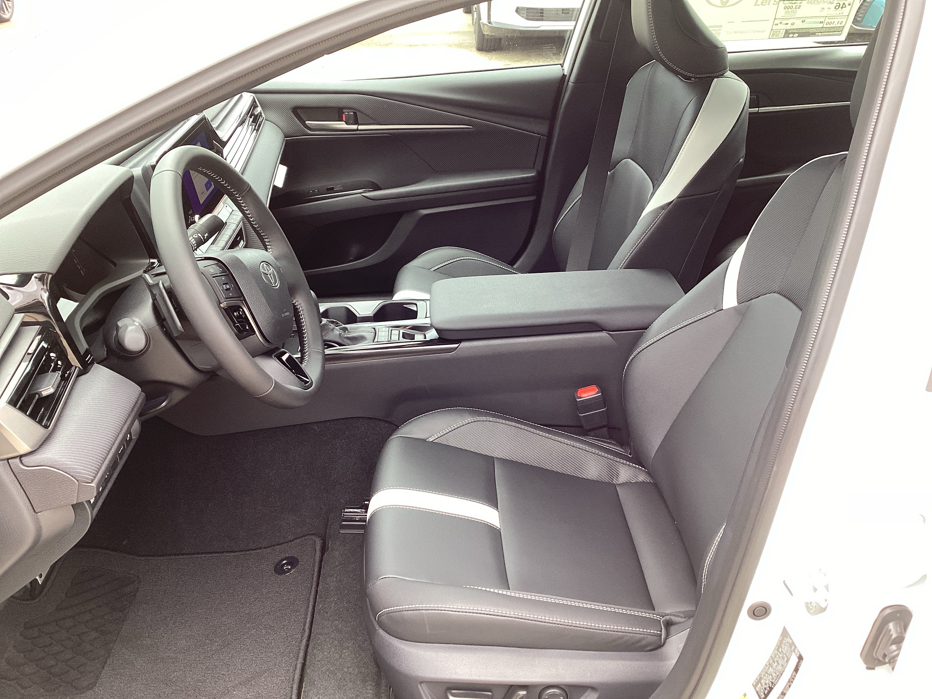 New 2026 Toyota Camry SE w/ Convenience Package FWD image 5