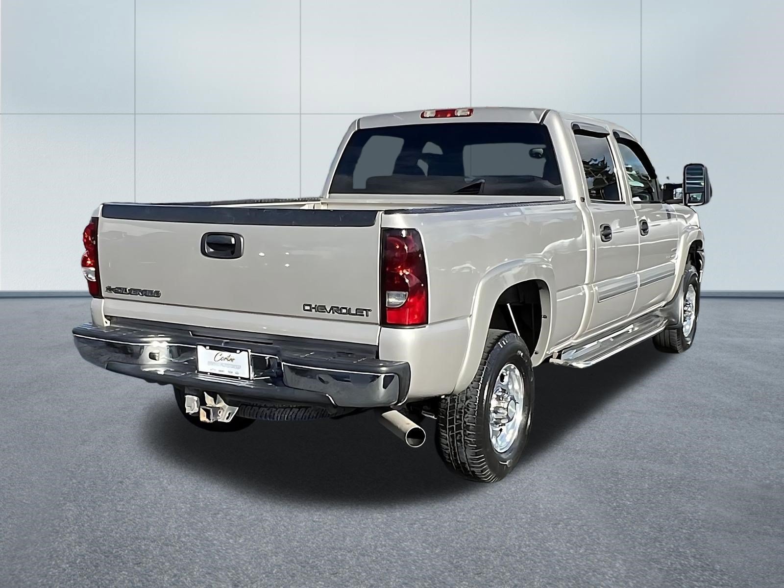 Used 2007 Chevrolet Silverado 2500 LT w/ Heavy-Duty Power Package RWD image 6