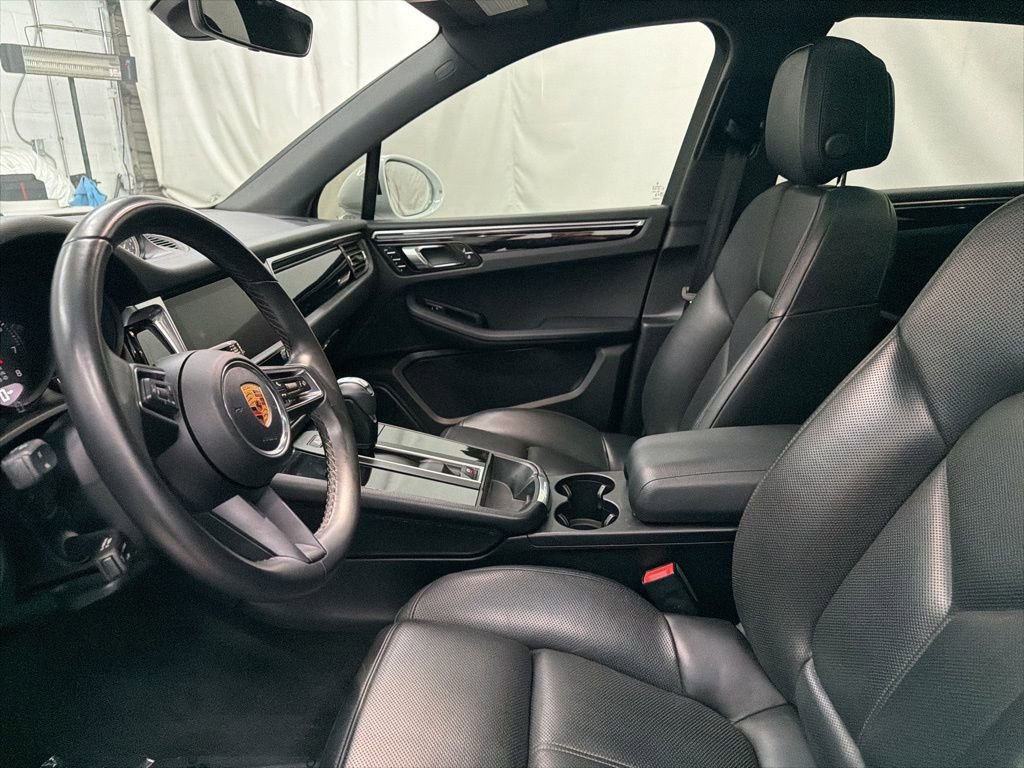 Used 2022 Porsche Macan image 14