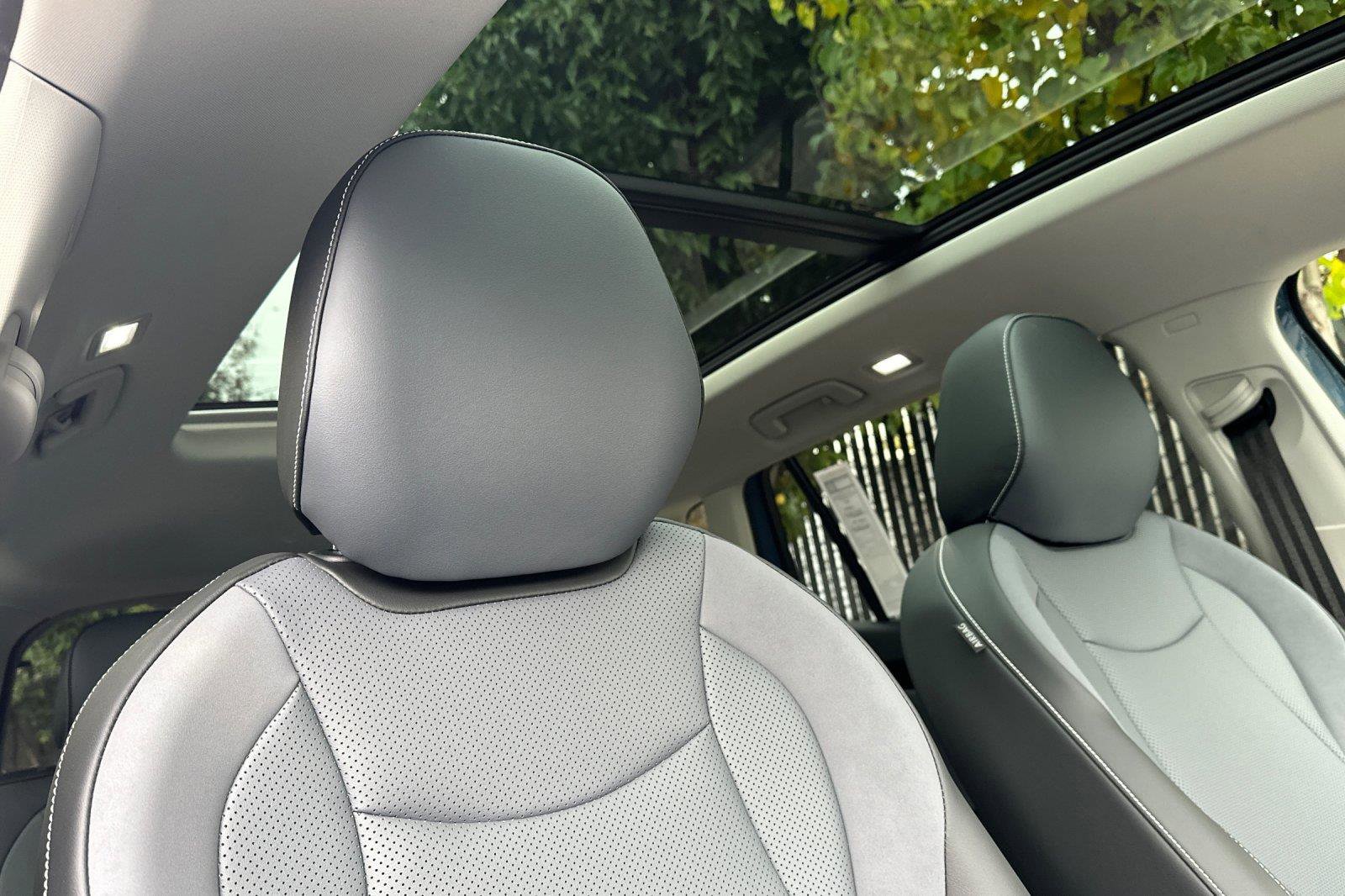 New 2026 Volkswagen Tiguan SE image 16