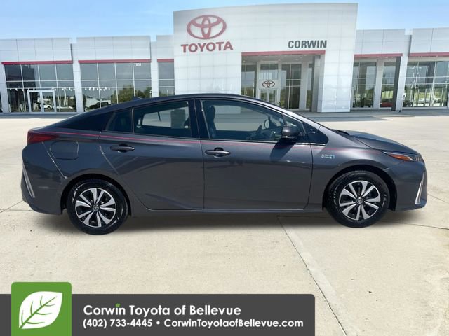 Used 2017 Toyota Prius Prime Premium FWD image 6