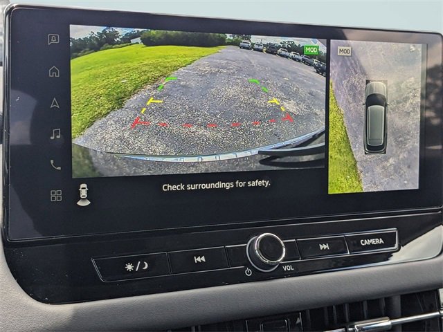 New 2025 Mitsubishi Outlander SE image 19