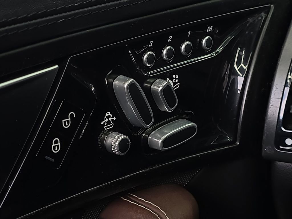 Used 2014 Jaguar F-TYPE S image 30