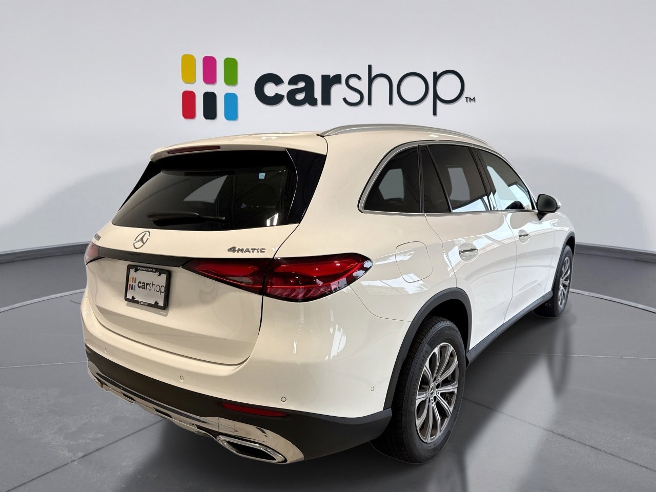 Used 2023 Mercedes-Benz GLC 300 4MATIC image 5