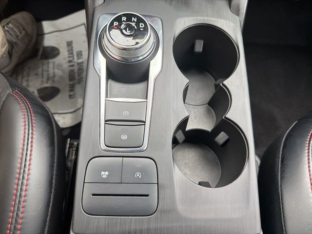 Used 2025 Ford Escape ST-Line Select AWD/4WD image 34