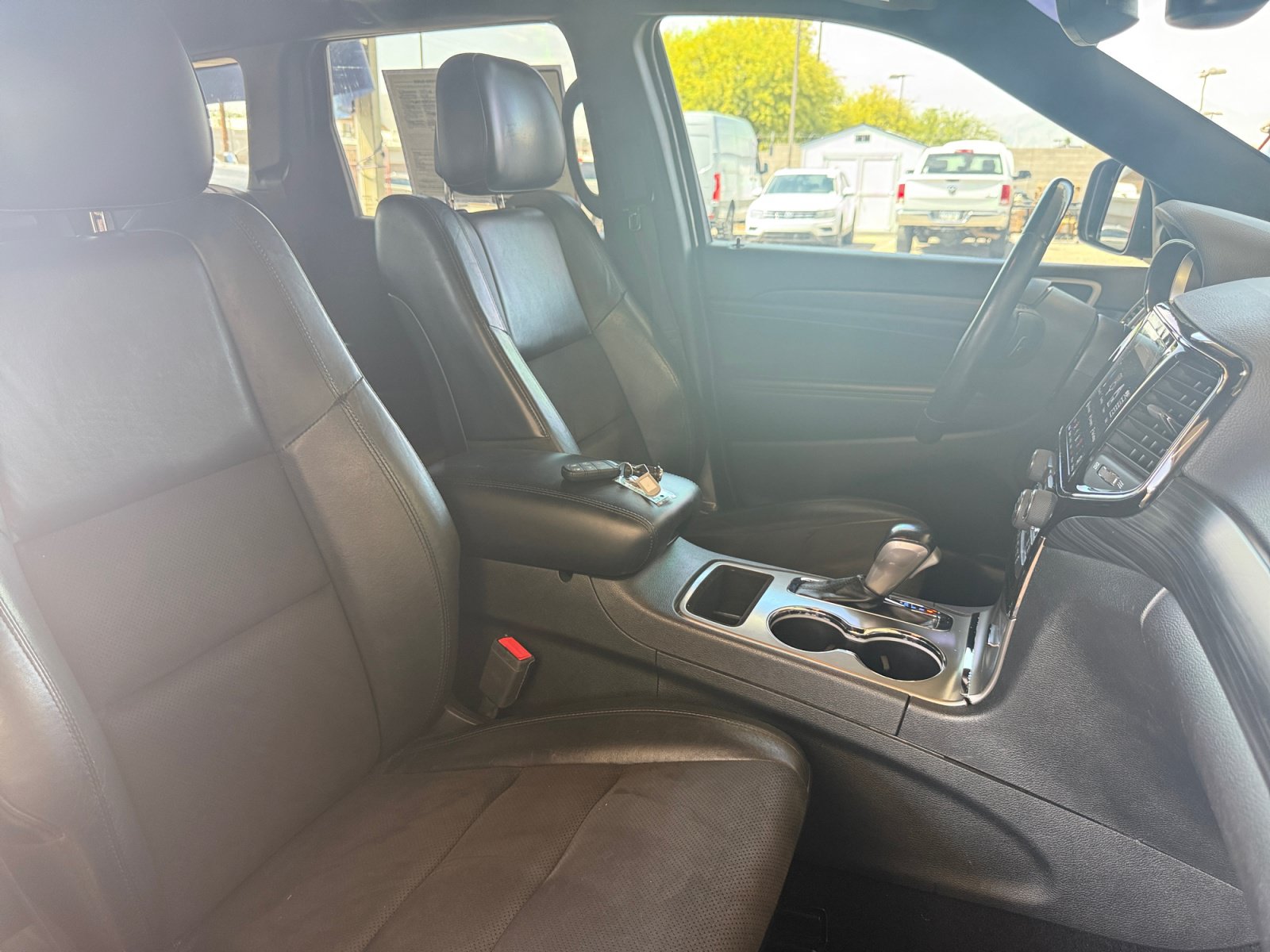 Used 2020 Jeep Grand Cherokee Altitude RWD image 32