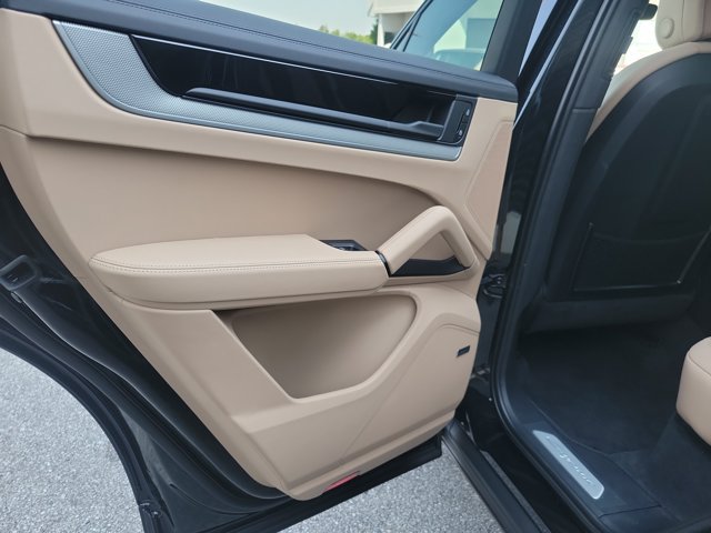 New 2026 Porsche Cayenne S AWD/4WD image 21