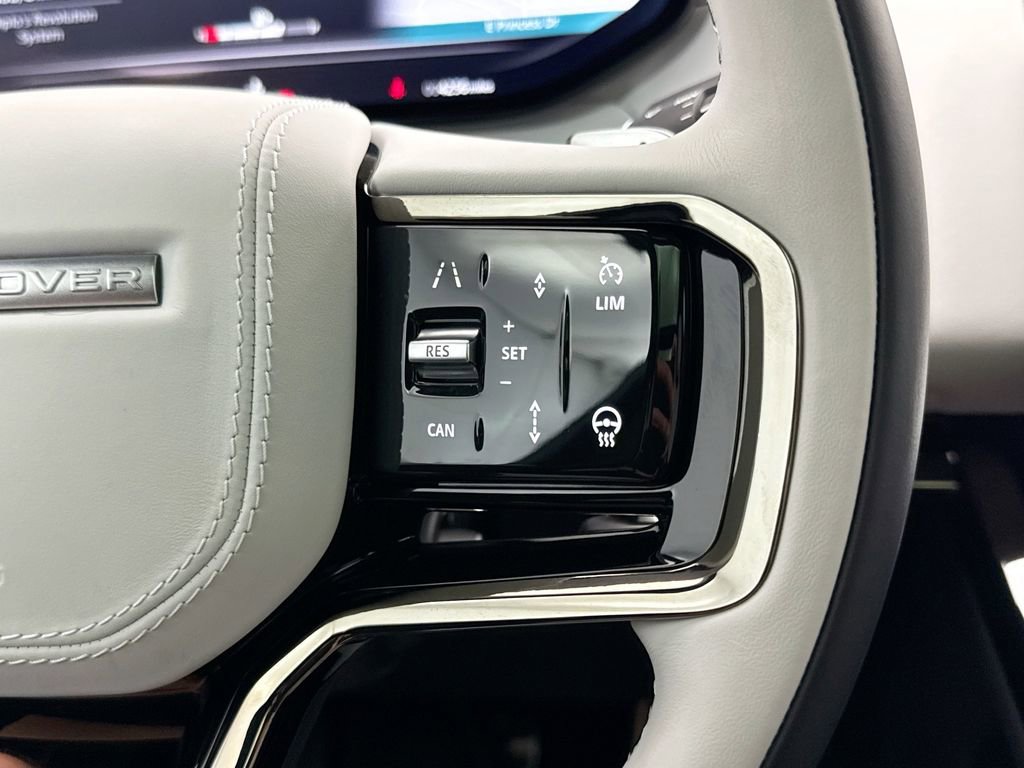 Certified 2025 Land Rover Range Rover Sport Dynamic SE AWD/4WD image 12