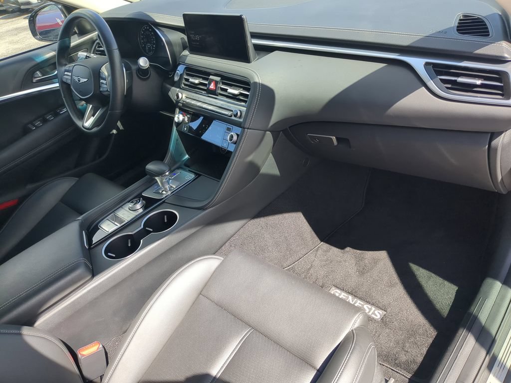 Used 2025 Genesis G70 2.5T RWD image 11