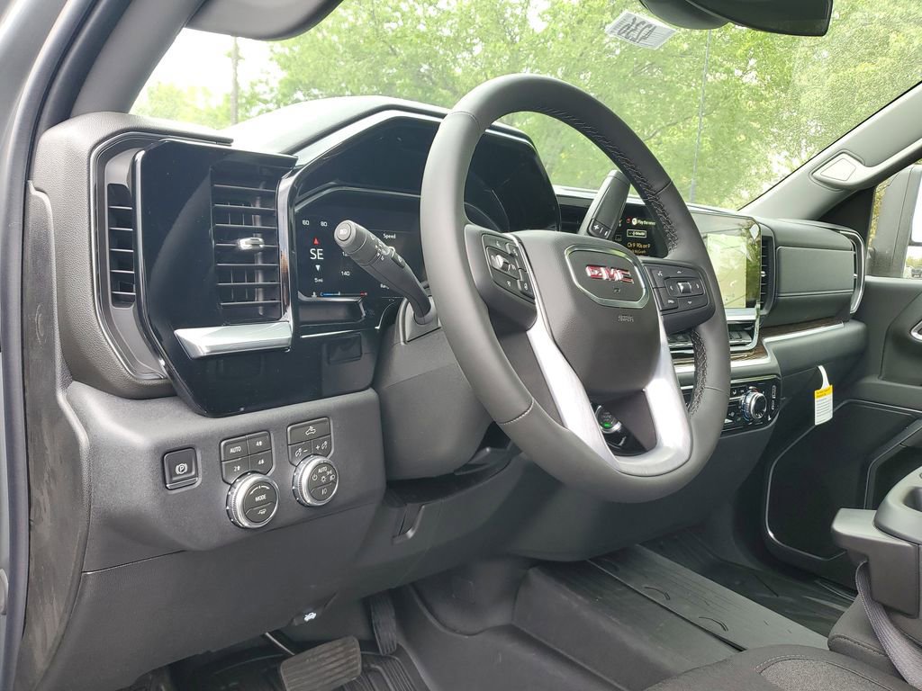 New 2026 GMC Sierra 2500 SLE w/ SLE Value Package; AWD/4WD image 17