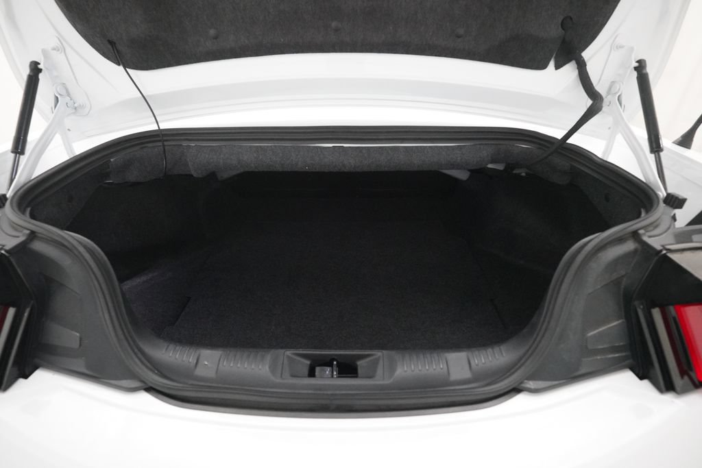 Used 2025 Ford Mustang Premium RWD image 10