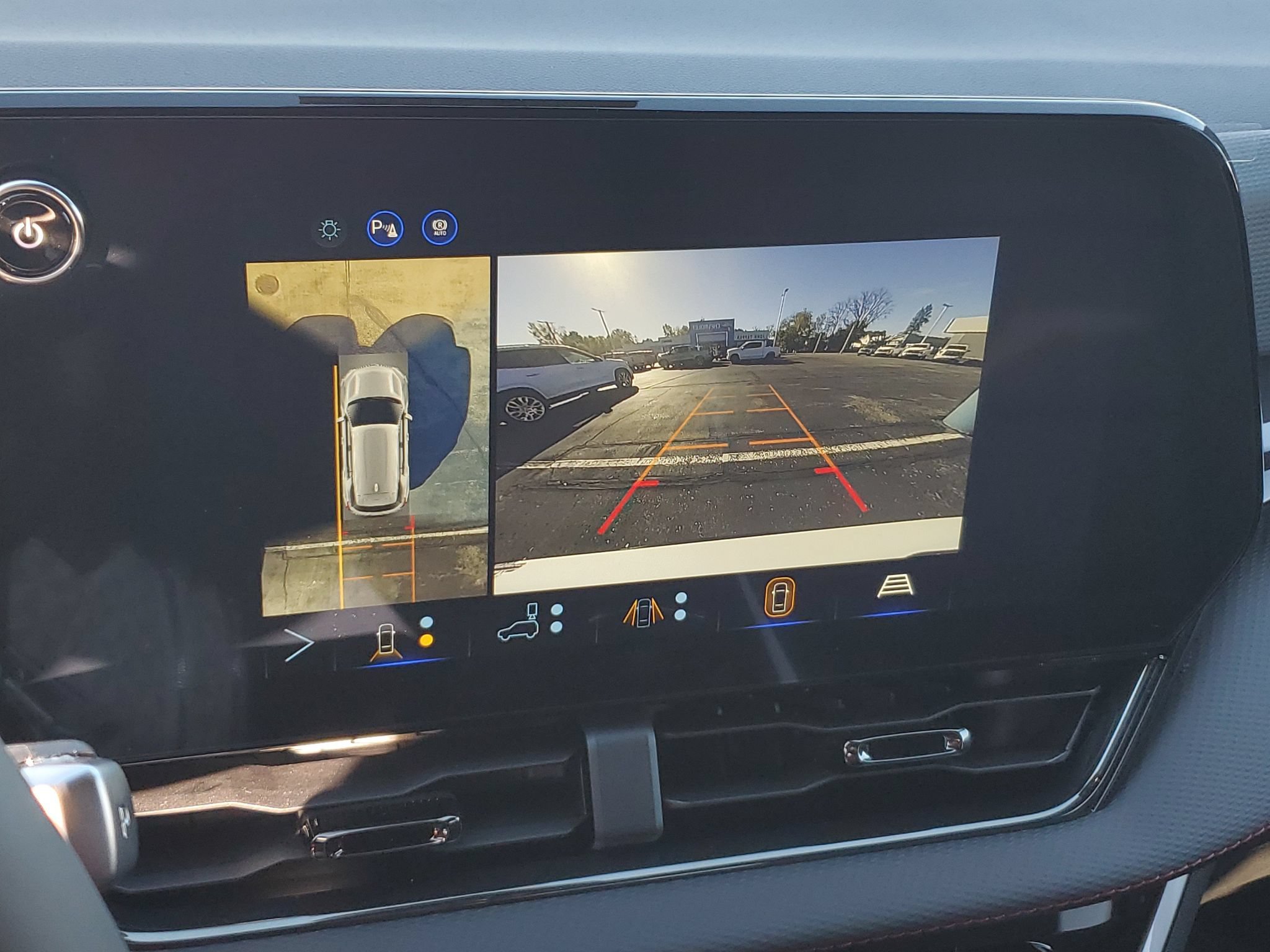 New 2027 Chevrolet Equinox RS w/ Safety and Technology Package AWD/4WD image 25