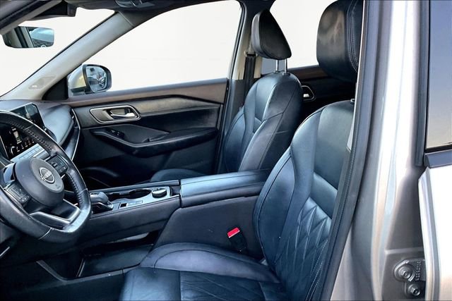 Used 2022 Nissan Rogue Platinum w/ Head-Up Display Package image 15