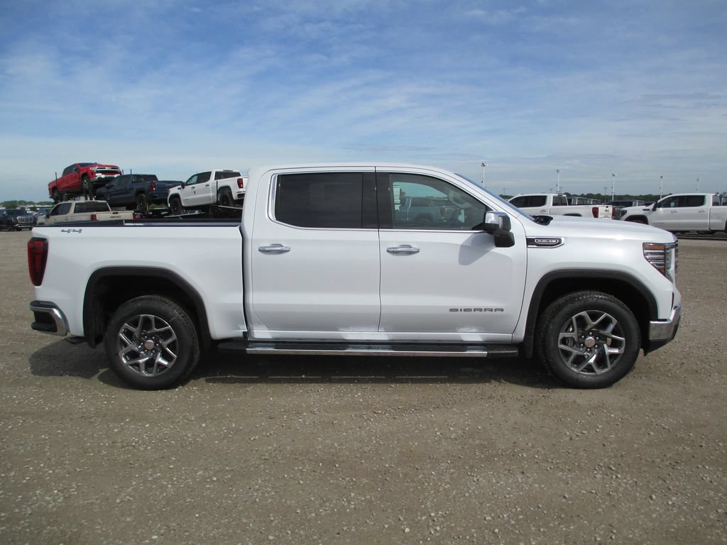 New 2026 GMC Sierra 1500 SLT w/ SLT Premium Package AWD/4WD image 3