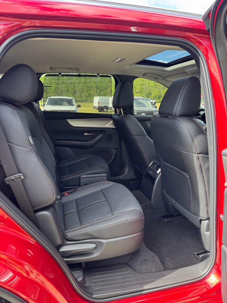 Used 2025 MAZDA CX-90 3.3 Turbo w/ Preferred Package image 13