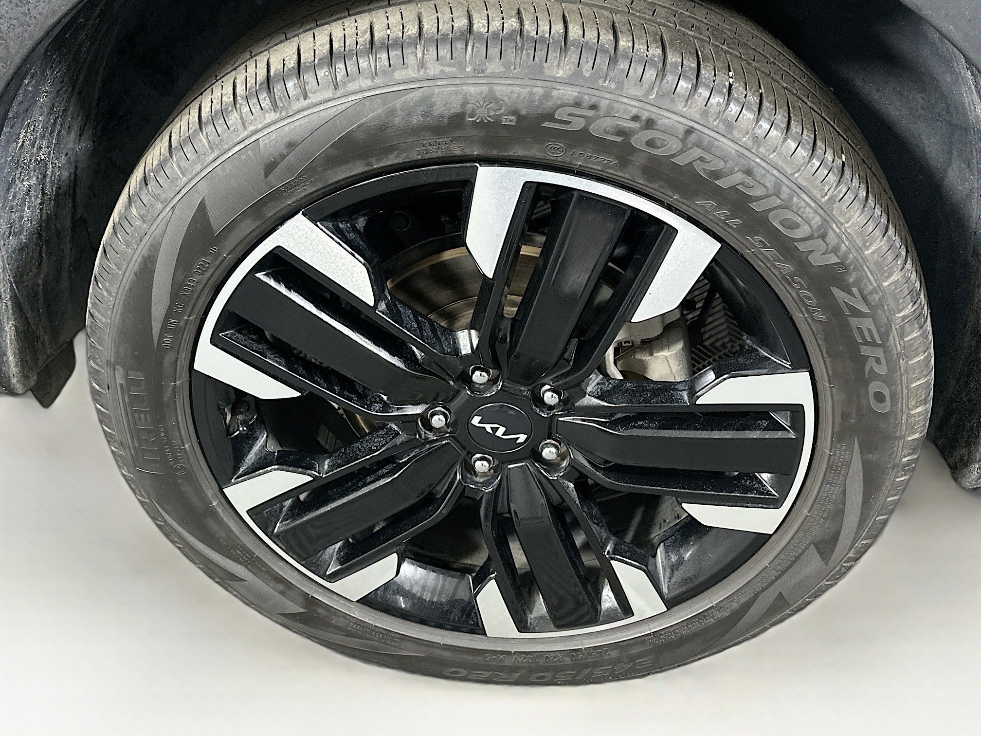 Used 2024 Kia Telluride SX FWD image 11