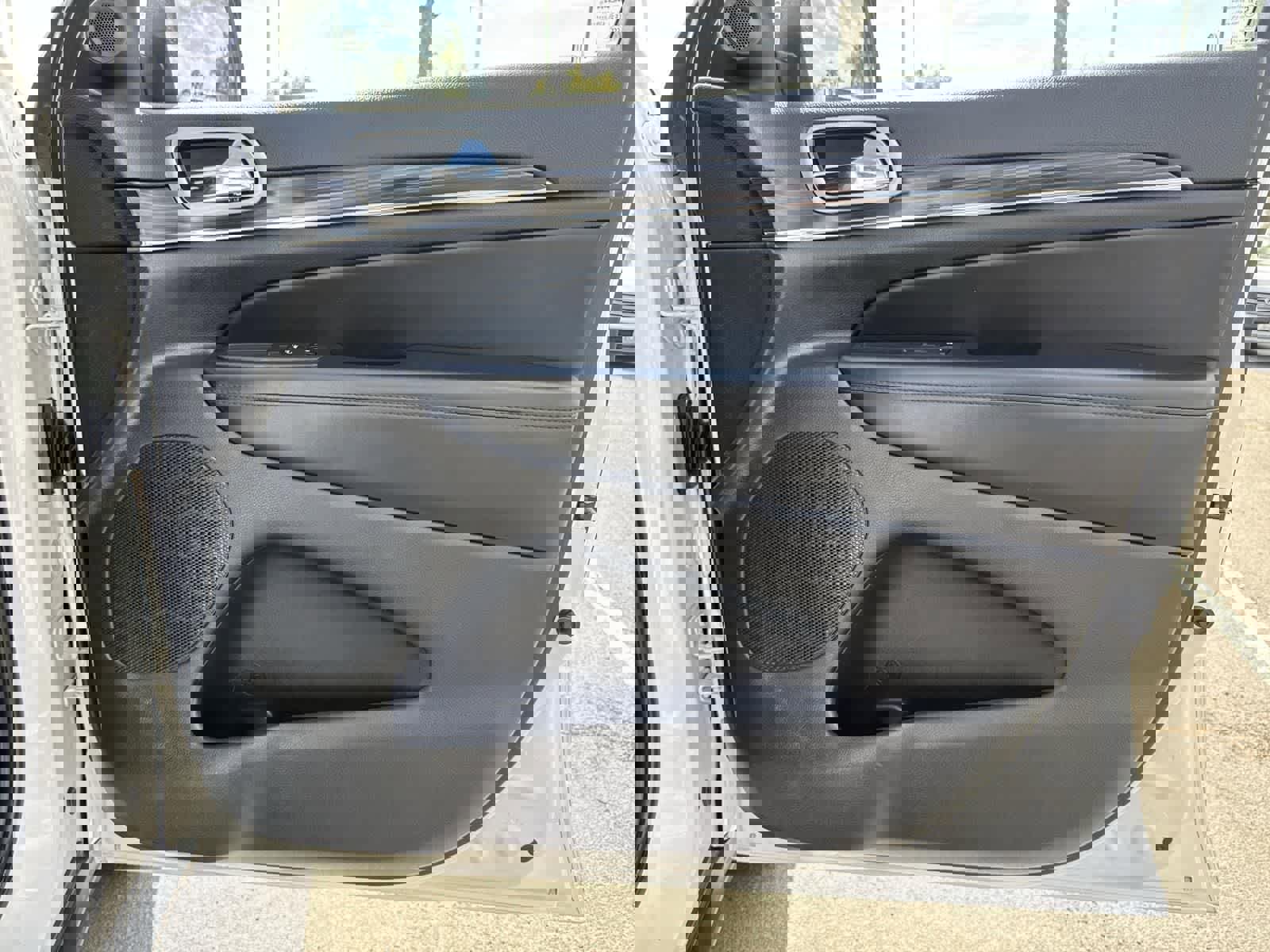 Used 2022 Jeep Grand Cherokee Limited image 38