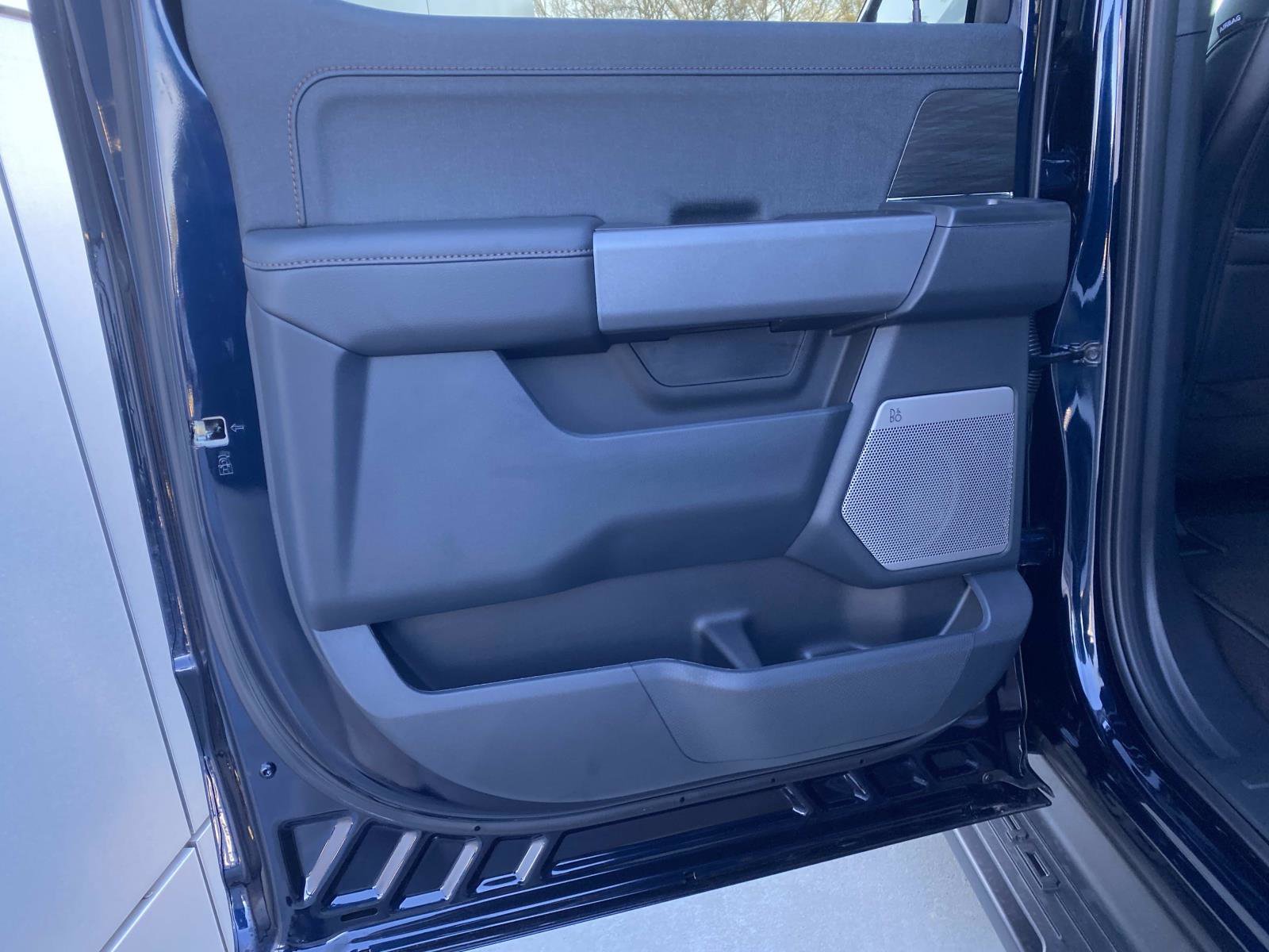 New 2025 Ford F150 Lightning Lariat image 11