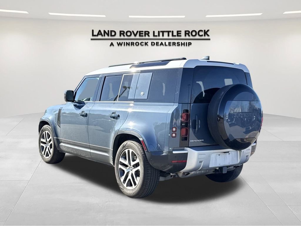 Used 2024 Land Rover Defender 110 S image 5