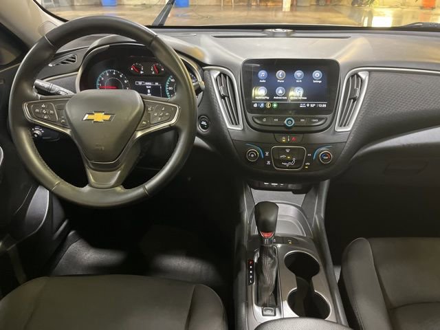 Used 2024 Chevrolet Malibu RS image 24