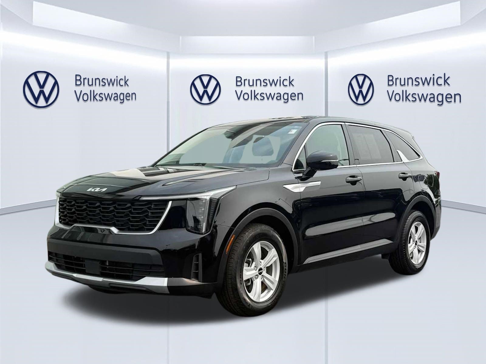 Used 2025 Kia Sorento LX