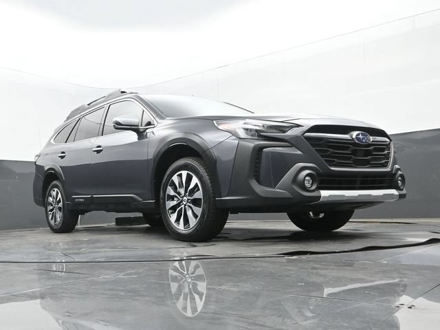 Used 2023 Subaru Outback Touring AWD/4WD image 23