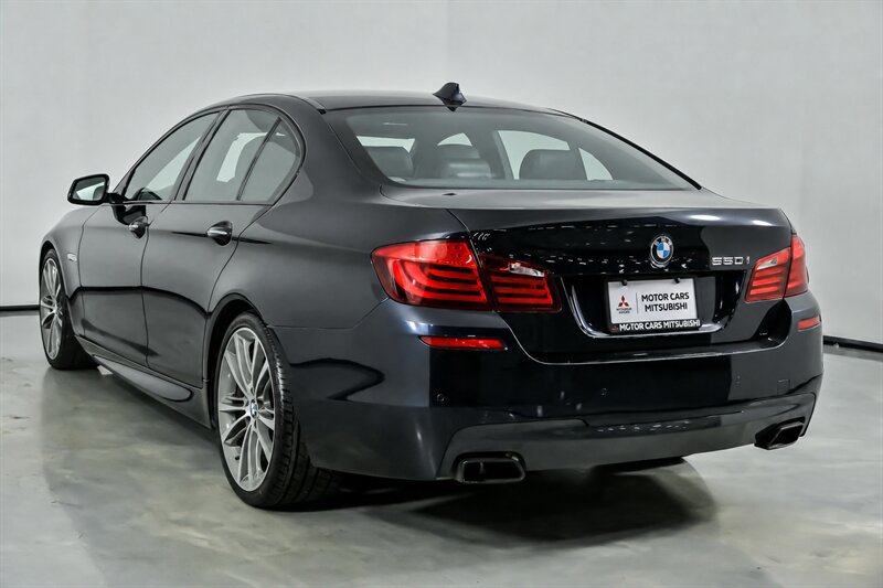 Used 2013 BMW 550i Sedan RWD image 9