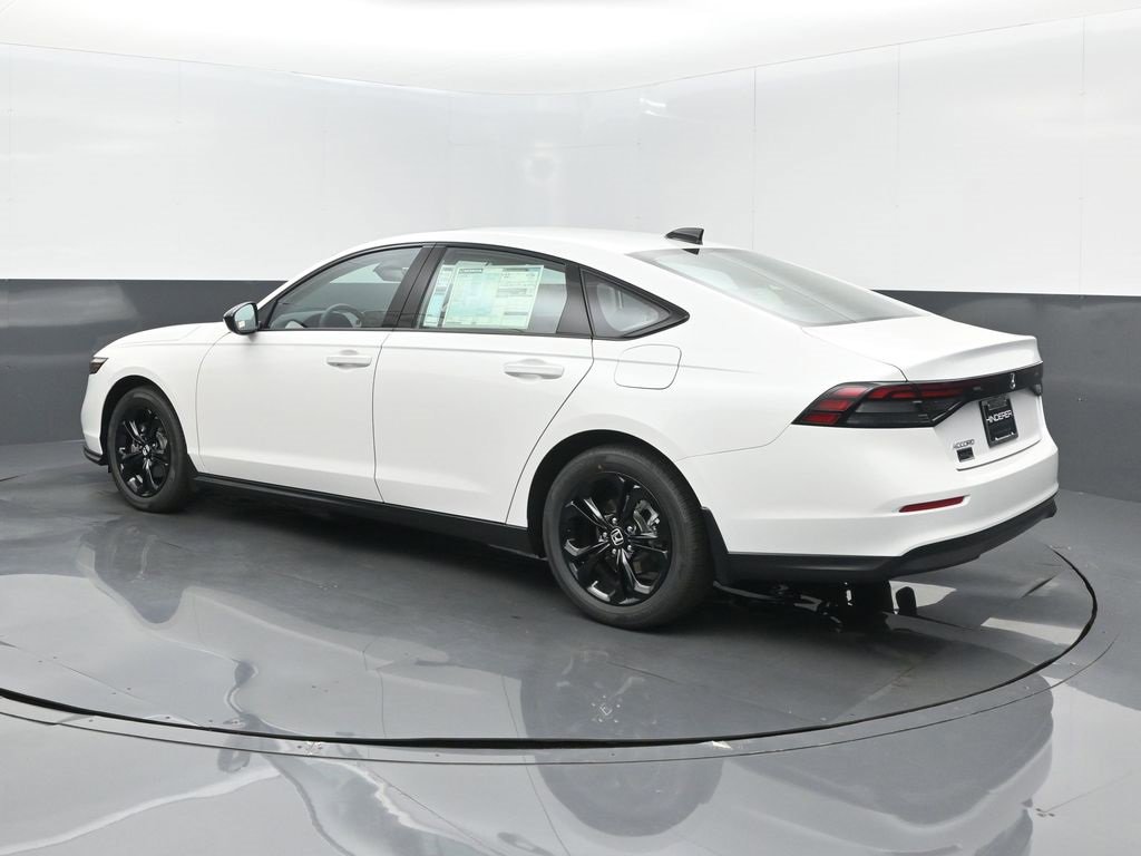 New 2025 Honda Accord SE image 16