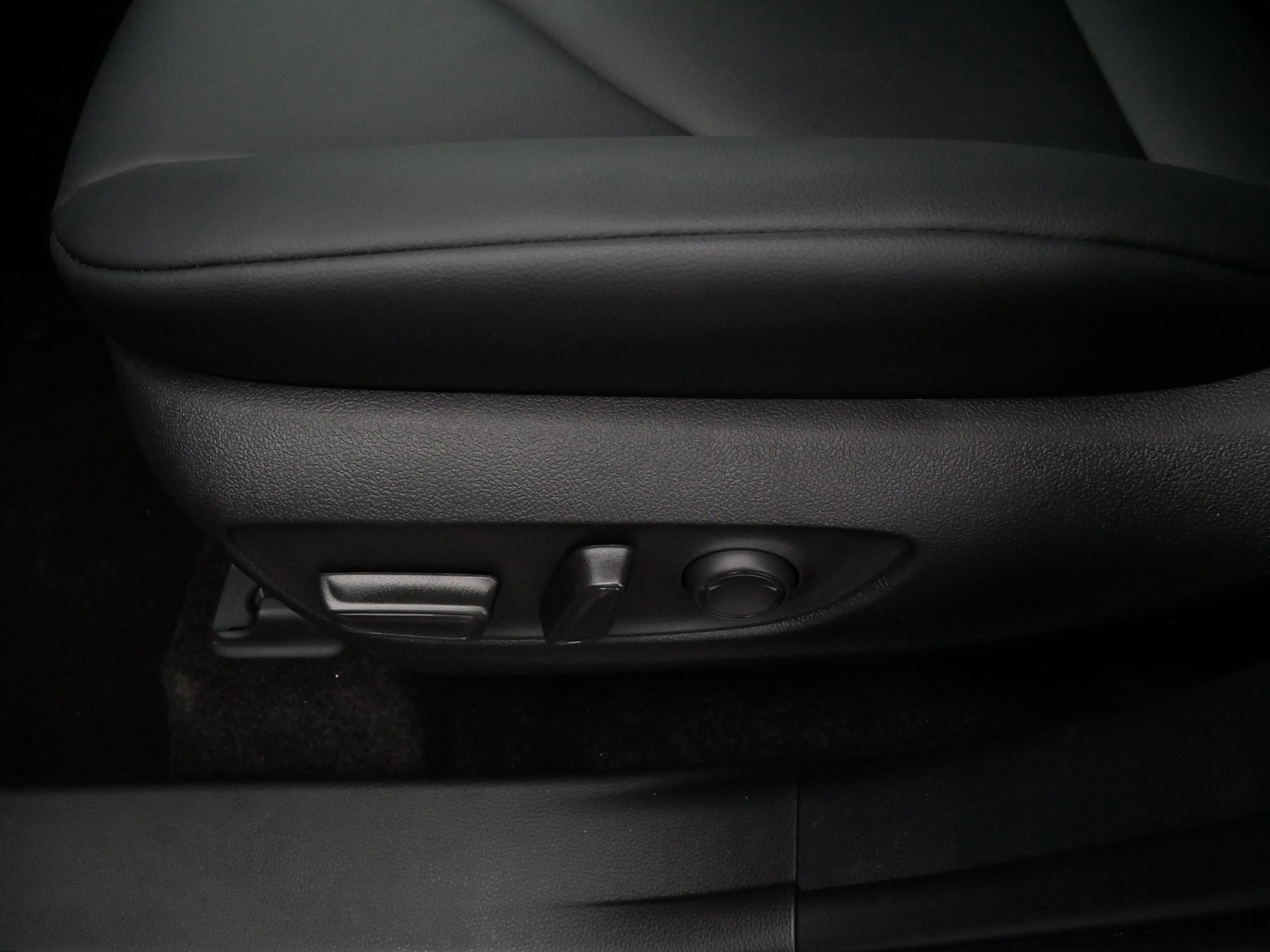 Certified 2026 Toyota Highlander XLE image 20