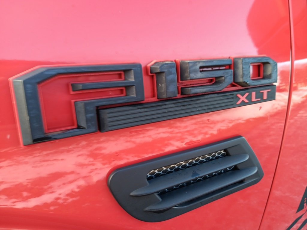 Used 2018 Ford F150 XLT w/ Equipment Group 302A Luxury image 5