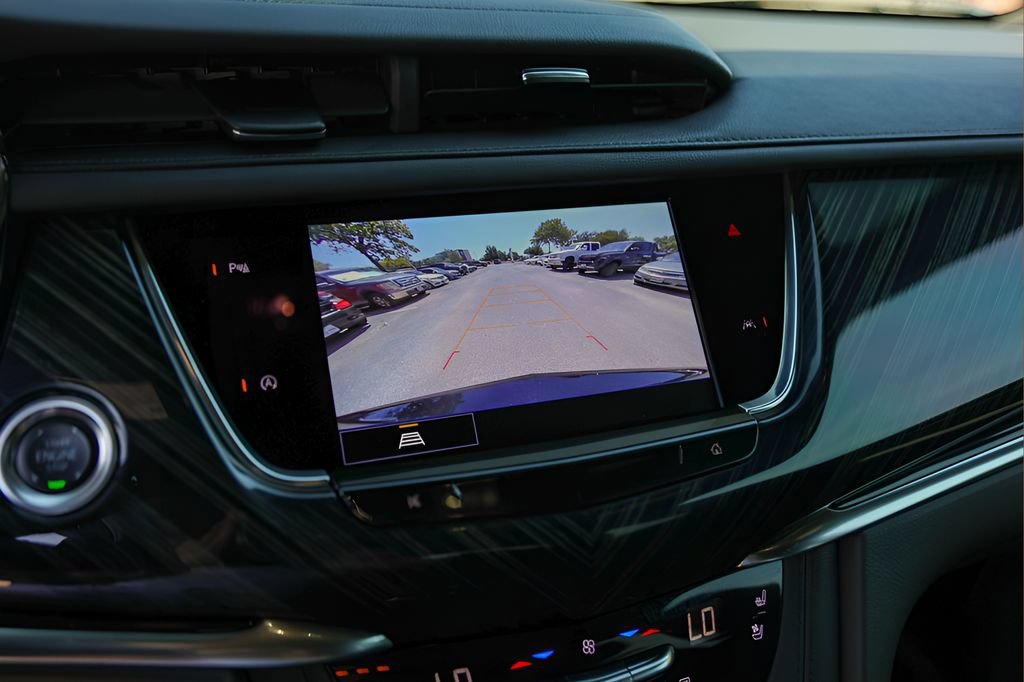 Certified 2024 Cadillac XT6 Premium Luxury AWD/4WD image 16