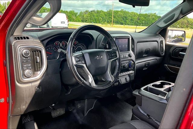Used 2021 Chevrolet Silverado 1500 RST w/ Z71 Off-Road Package AWD/4WD image 18