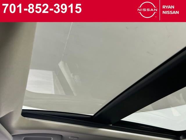 Certified 2025 Nissan Rogue Platinum w/ Platinum Premium Package image 26