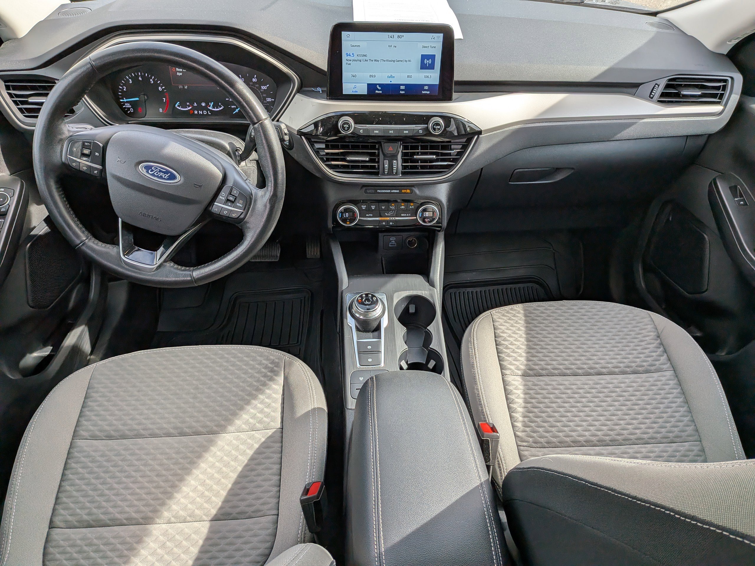 Used 2021 Ford Escape SE w/ SE Sport Appearance Package image 15