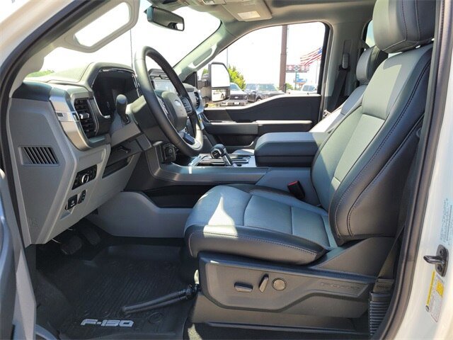 New 2025 Ford F150 Lariat w/ Equipment Group 501A Mid image 5