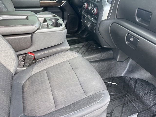 Used 2019 Chevrolet Silverado 1500 LT w/ All-Star Edition AWD/4WD image 38