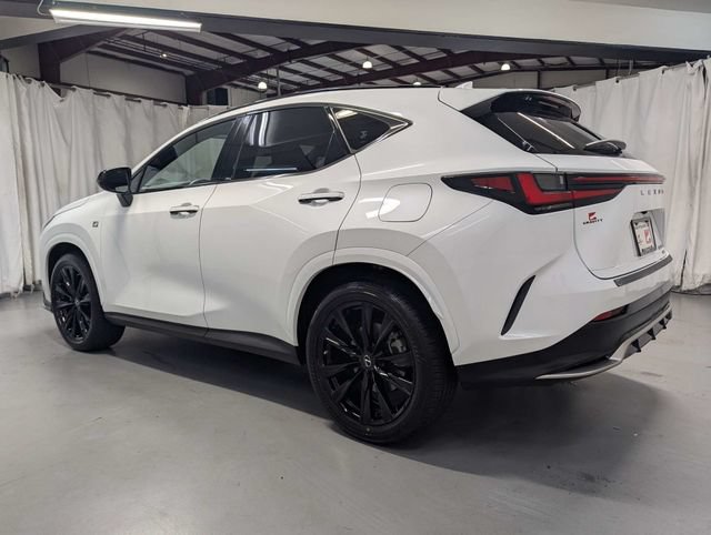 Used 2022 Lexus NX 350 F Sport w/ Accessory Package 2 AWD/4WD image 4
